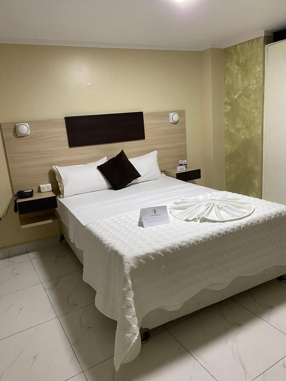 Hotel Jose Ignacio Chepén Zewnętrze zdjęcie