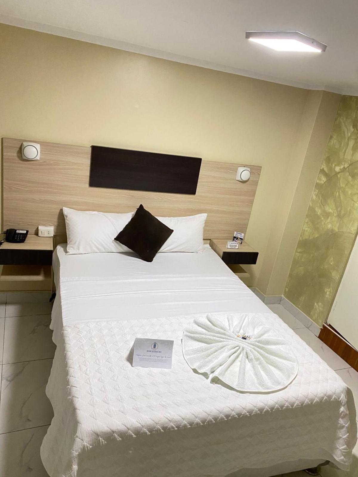 Hotel Jose Ignacio Chepén Zewnętrze zdjęcie